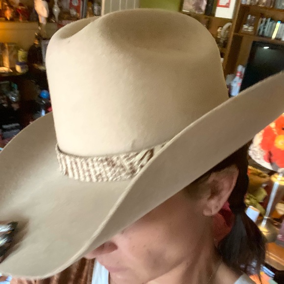 Leather Band Only - Cream & Bronze Gator Embossed Hat Band - Picture 5 of 6